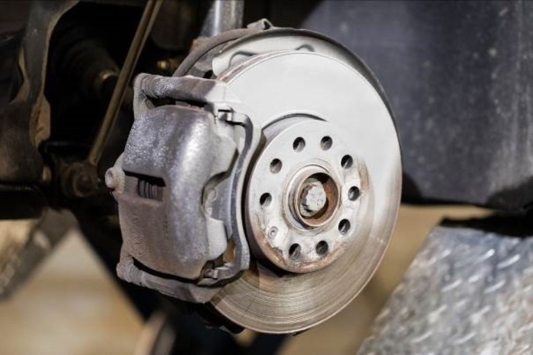 Anti-ageing for rusty braking systems Anti-ageing for rusty braking systems