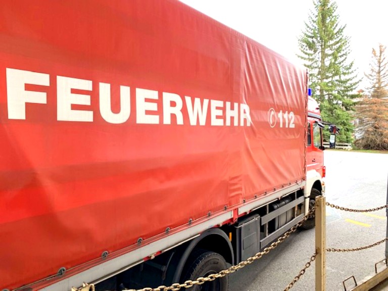 Delivery of the donation to the AWO dementia center in Wolfratshausen. Delivery of the donation to the AWO dementia center in Wolfratshausen.